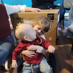 Meet your Posher, Eric